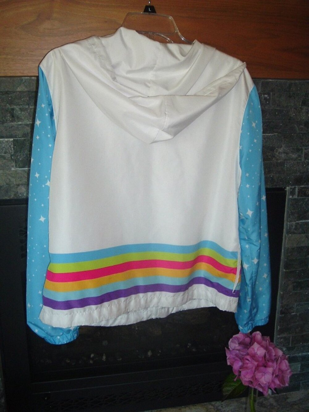 Disney Parks Women’s Fantasyland Jacket Size M Windbreaker Hooded Rainbow - Picture 6 of 6